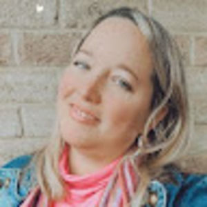 Meet your Posher, Claire